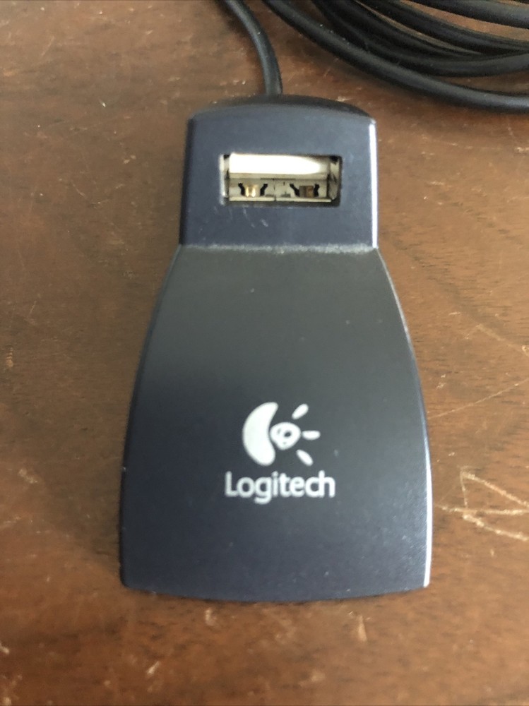 Logitech 831406-3000 C-UV35 Bluetooth Receiver Transmitter EUC