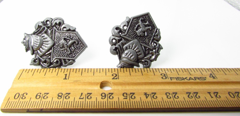 Bean Back Pewter Cufflinks with Knight and Shield Crest