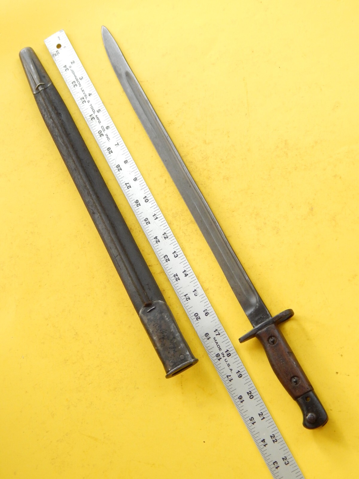 ENFIELD 1907- Mk111 SWORD BAYONET /SCABBARD - MOLE ( 1910) + (Canadian Marked)