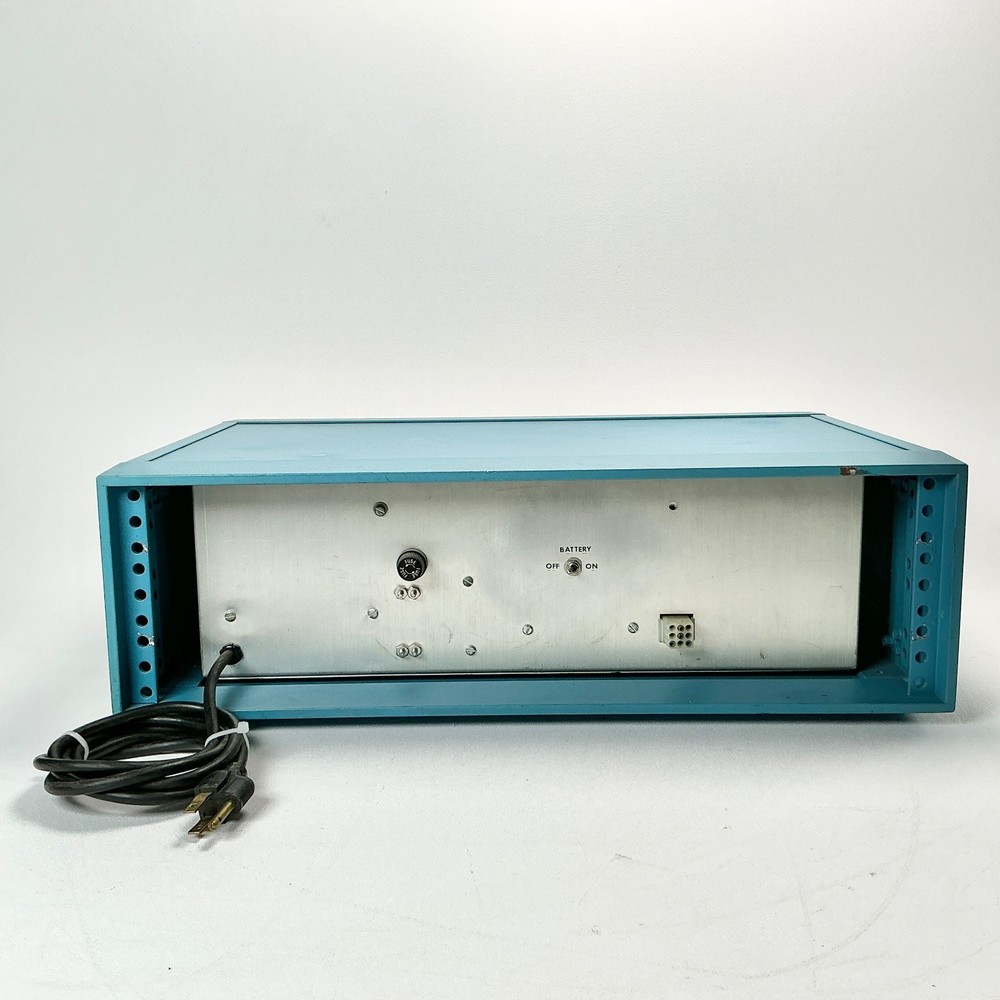 Real Time Technology Time Code Generator Vintage SMPTE Broadcast Unit Powers On