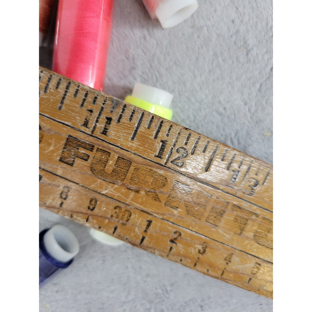 Lot Assorted Colors Sewing Thread Spools Crafting Projects