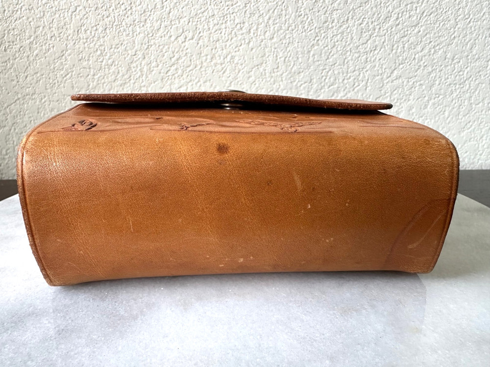 USS Thomason Chess/Checkers Set Folding Board Game Leather Tooled DS30