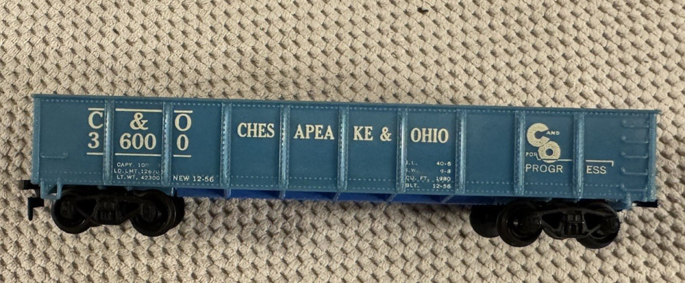 Vintage Marx HO Gauge Train Set - Unknown Set