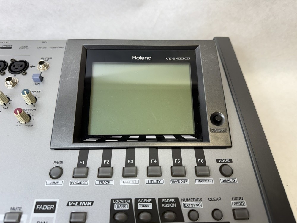 Roland VS-2400CD 24-Track Digital Studio Workstation
