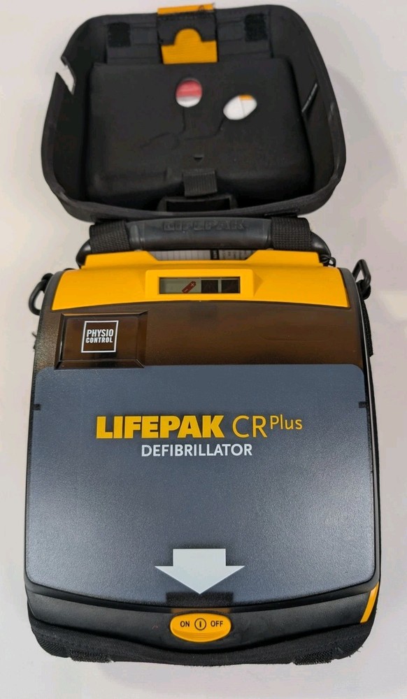 Physio Control Lifepak CR Plus With Case