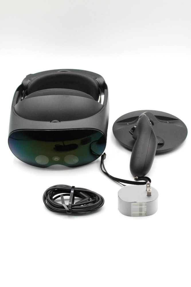 Meta Quest Pro 256GB DK94EC w/ Left Controller Only