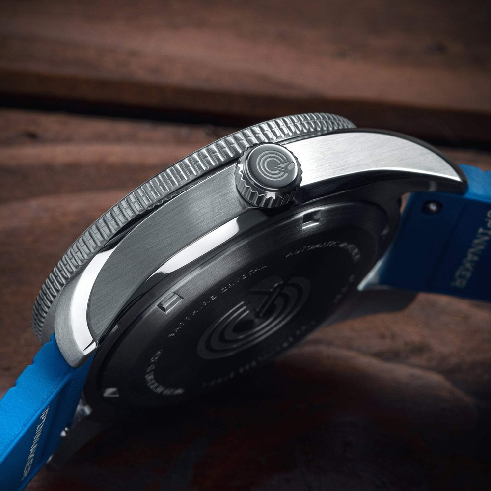 Spinnaker Croft 39 GMT Automatic Mint Moment