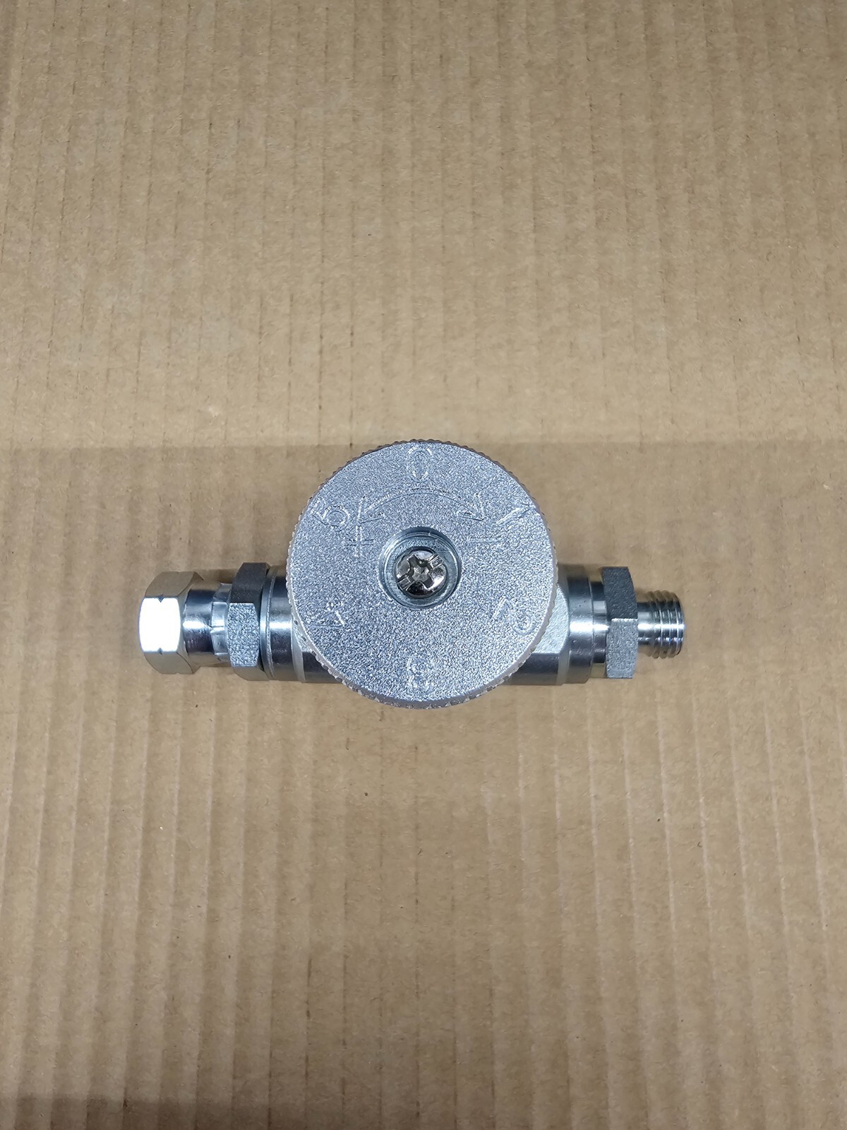 M14 Bi-Directional Hydraulic Flow Control Valve For Chinese Mini Excavators