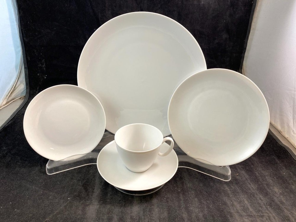 Rosenthal Continental RHYTHYM 5 Piece Place Setting All White Pattern A+ COND