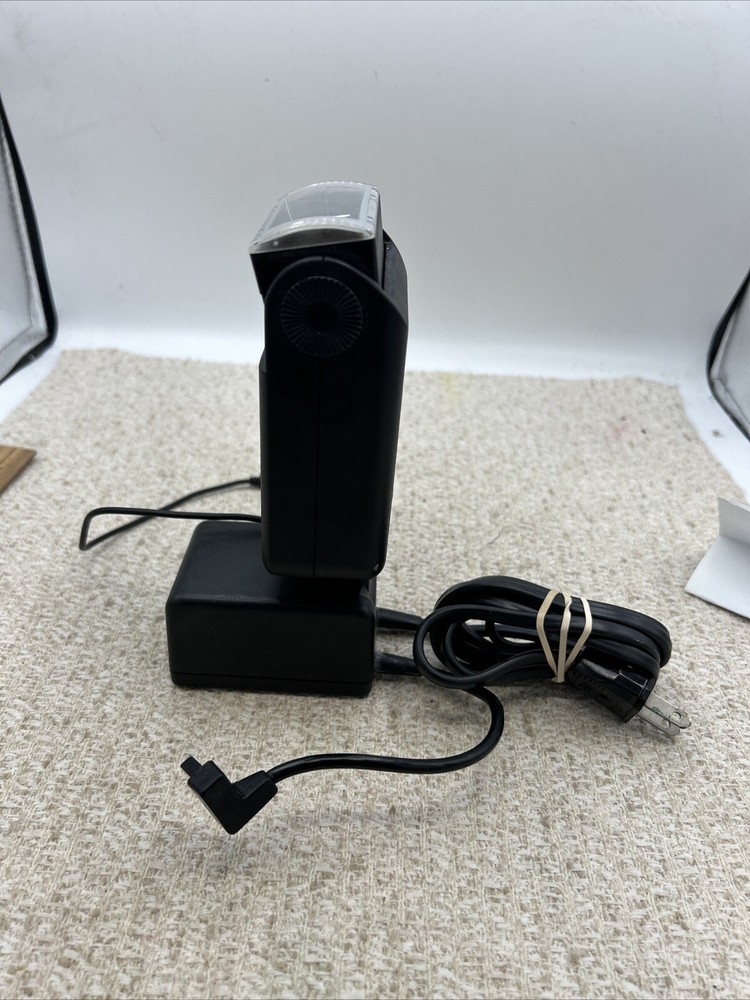 Braun 2000 Flash Unit Flash with Center Contact