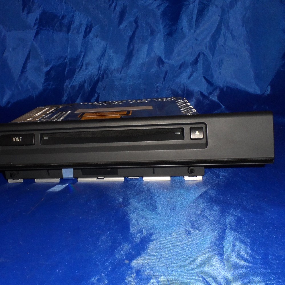 01-05 BMW e39 e53 CD Player Unit, 65126908783