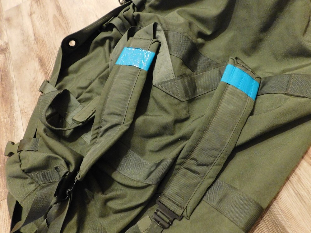US MILITARY GREEN DUFFLE BAG