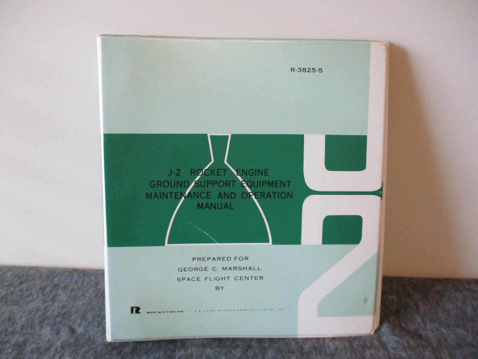 NASA MSFC ROCKETDYNE APOLLO SATURN J-2 ROCKET ENGINE 11"x 11.5" BINDER-NO INSERT