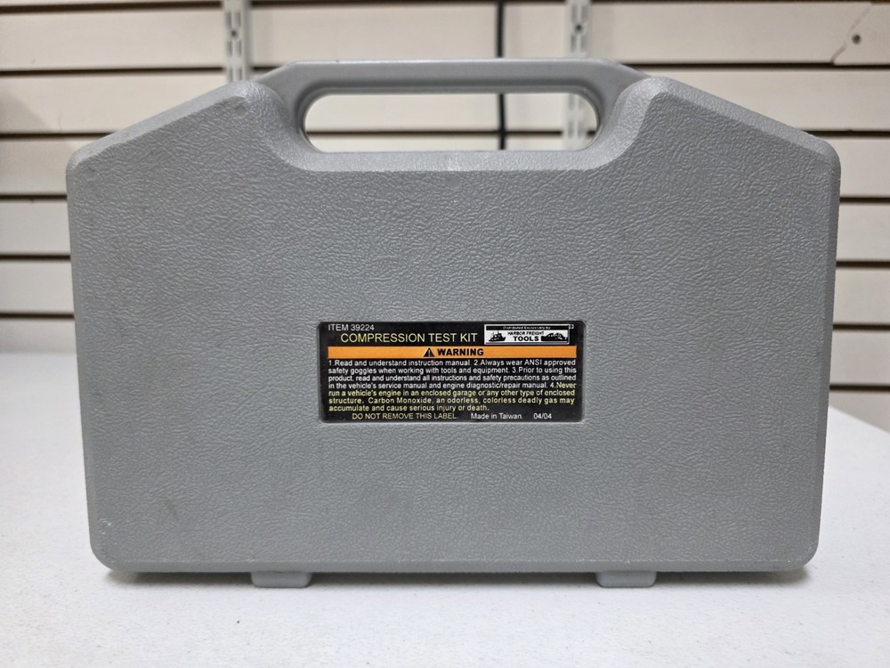 Harbor Freight Tools 39224 Compression Test Kit