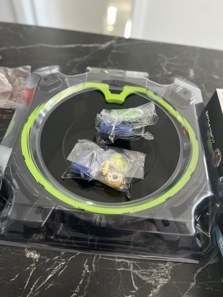 beyblade x takara tomy