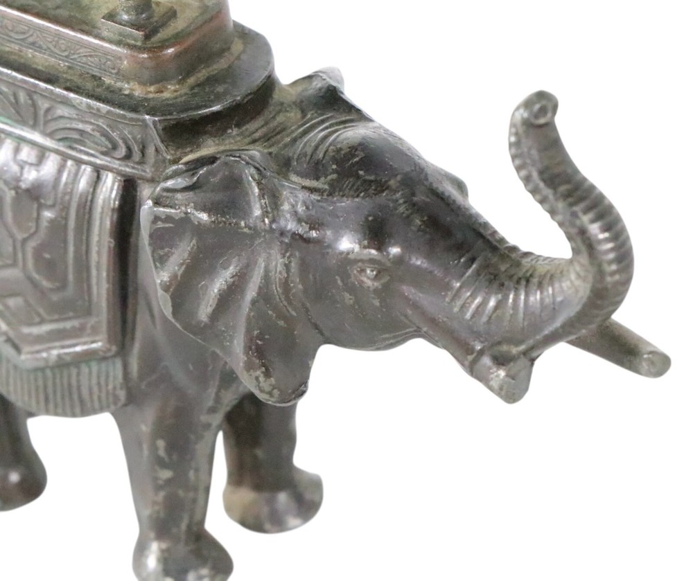 Ronson Elephant Cigarette Lighter as is