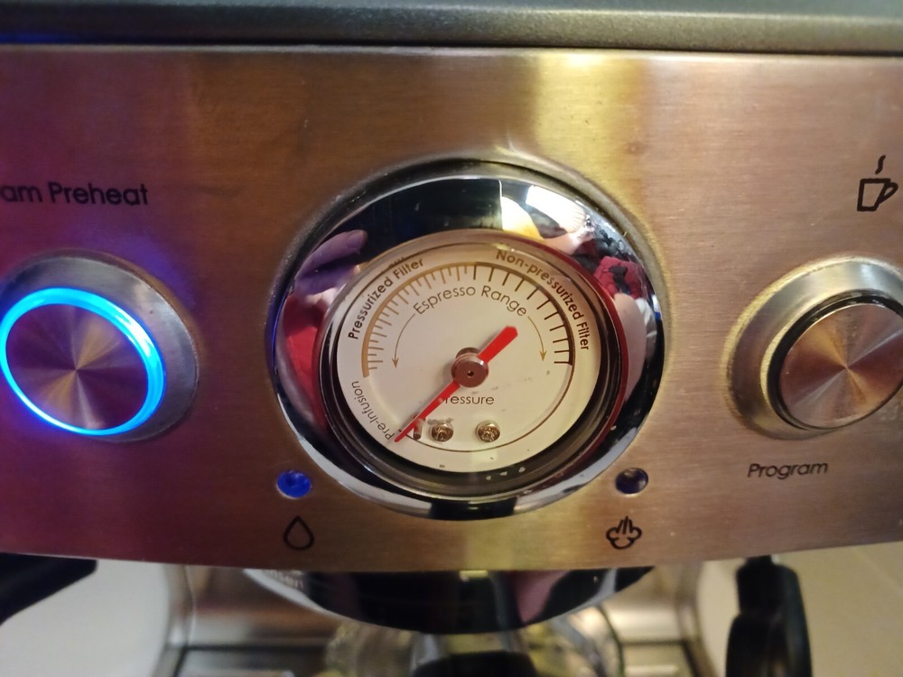 Bella Pro Series 19 Bar Espresso Maker TSK-1859B InGood Condition