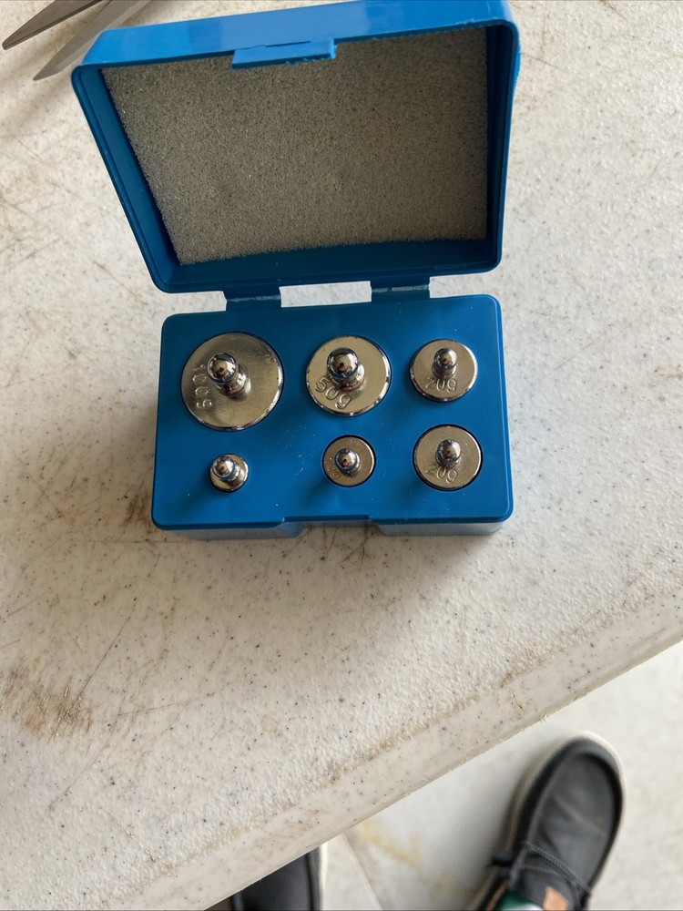 8pcs calibration weight set 1000g