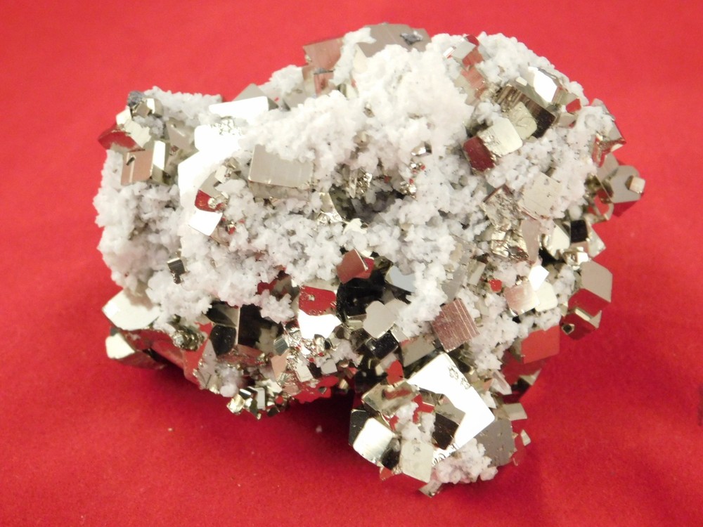AAA Floater PYRITE CUBE Cluster with Druzy Calcite Peru 258gr