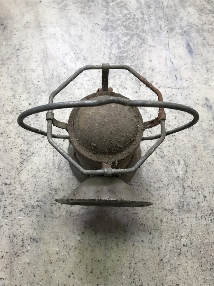 Vintage Empire Powerlite Coal Mine Traffic Train 6 Volt Lantern Untested Barn