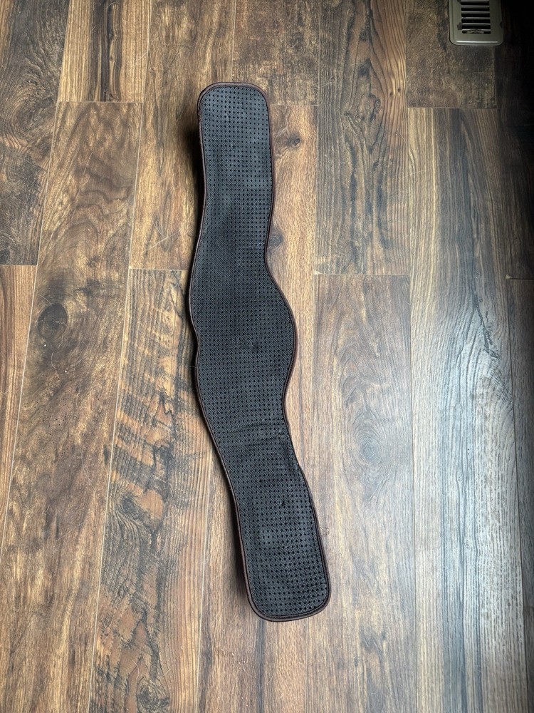 Professional Choice Brown Monoflap Girth 30”