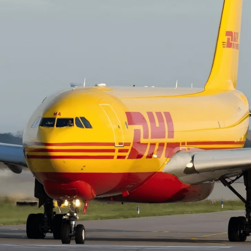 1PC New Omron E2E-S05S12-WC-C1-2 Proximity Switch Sensor Fast Delivery