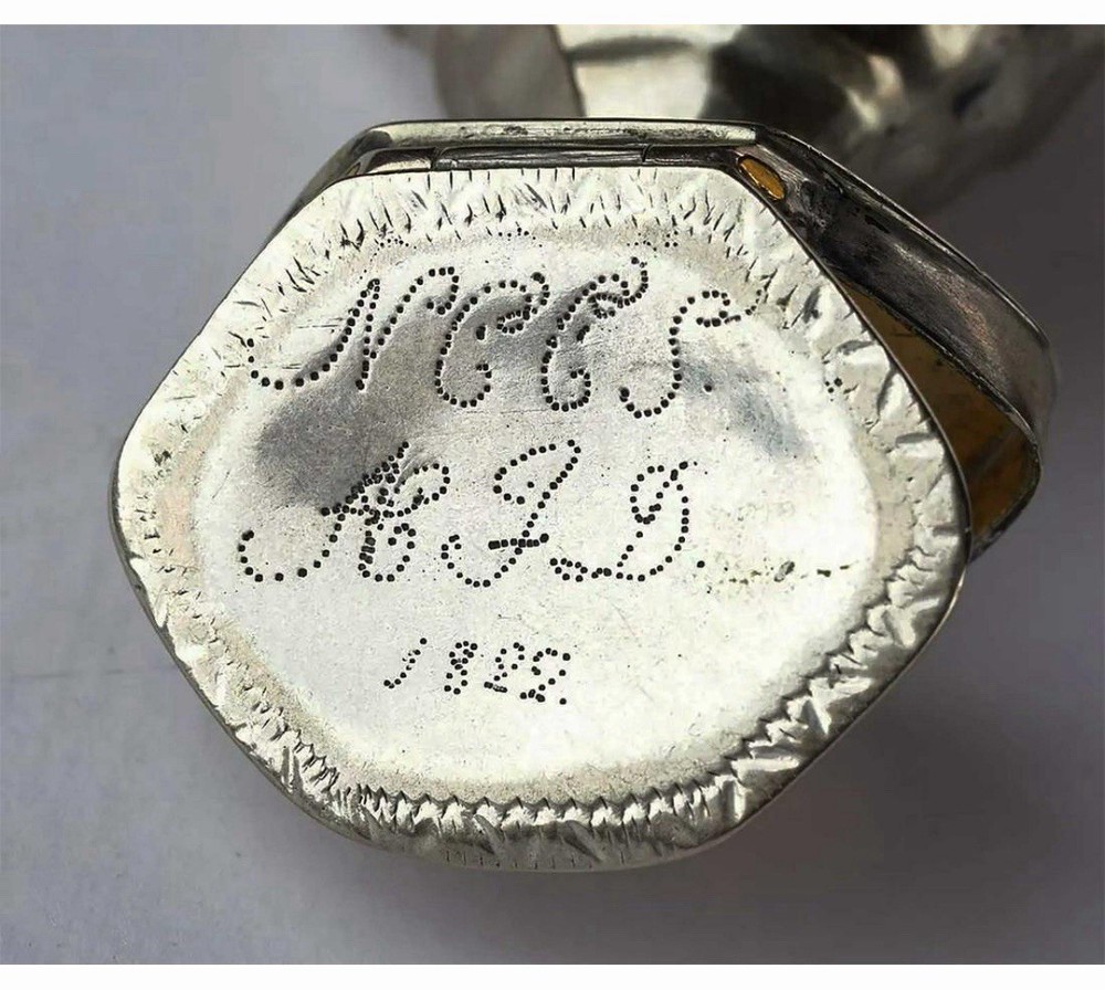 ANTIQUE SILVER BOX CONTAINER, 1822