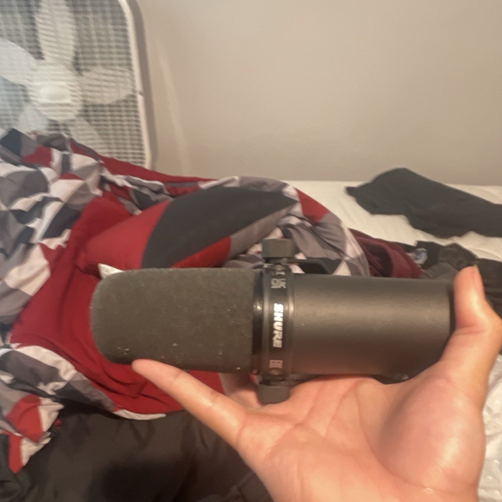 Focusrite Audio Interface, Shure Microphone, Cloudlifter CL-1, Boom Arm