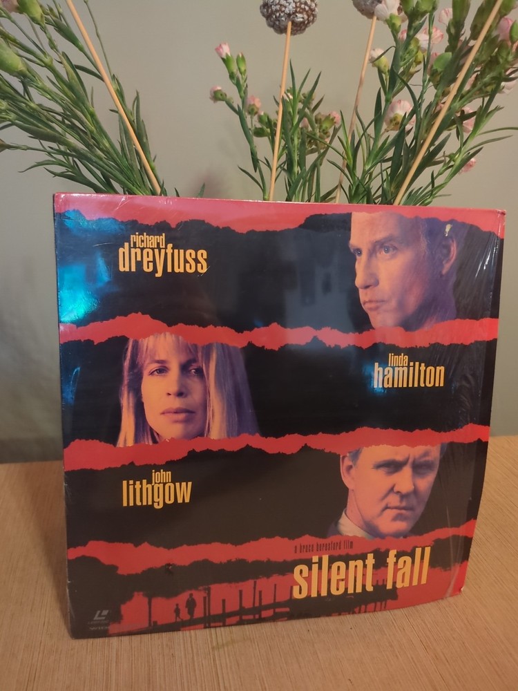 Silent Fall NTSC Laserdisc Richard Dreyfuss . Free Post