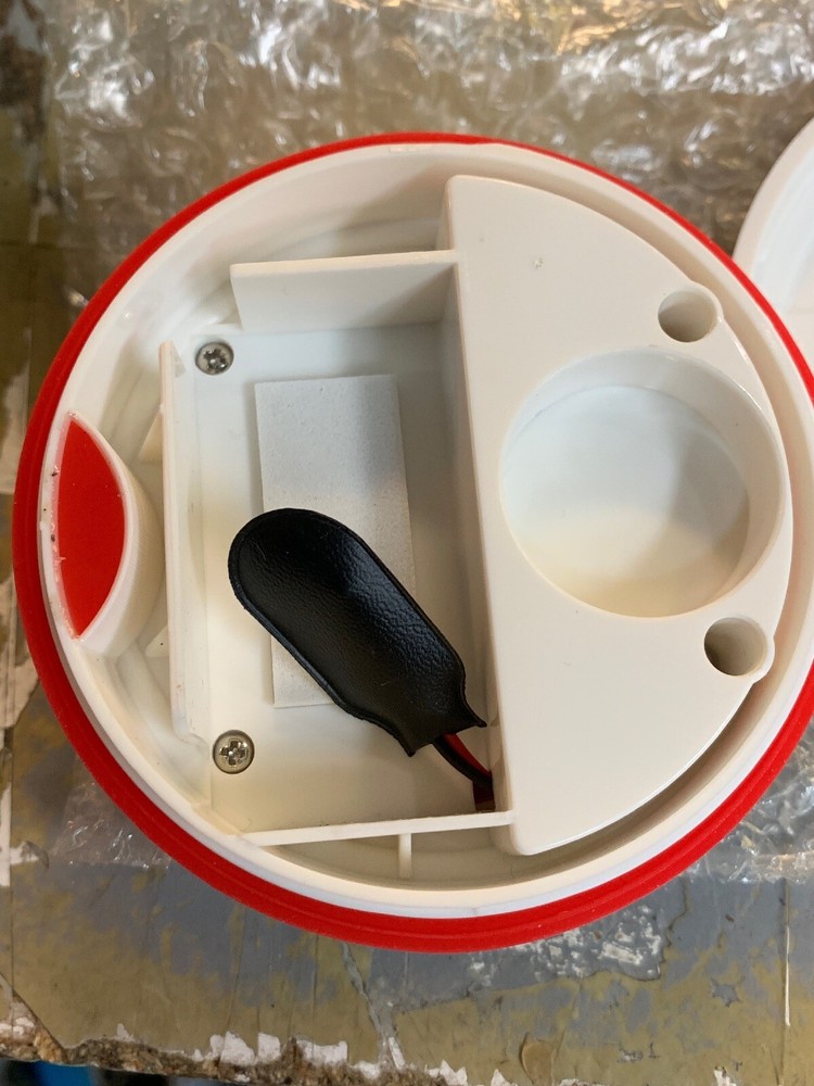 NEW Doberman SE-0110 HELP BUTTON Never Used Takes 1 9 Volt Battery.