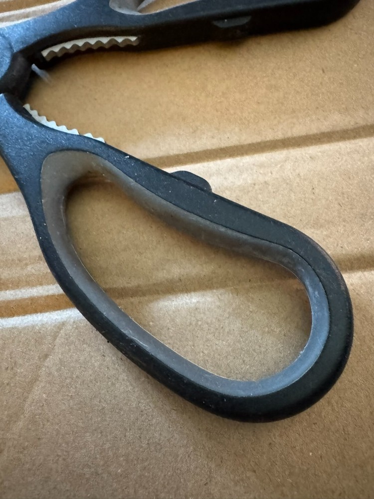Vintage Oneida Multi-Function Stainless Heavy Duty Kitchen Shears Scissors