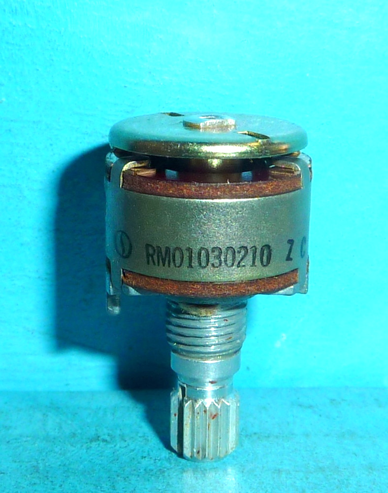 OEM Marantz RM01030210 Potentiometer NOS