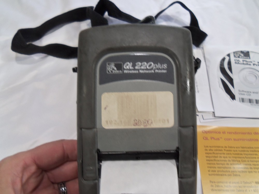 Zebra QL220 Plus Q2D-LUBA0000-00 Portable Barcode Label Bluetooth Printer QL220+