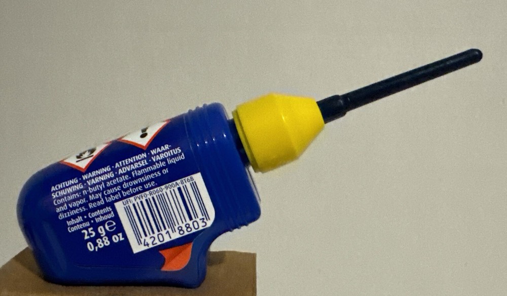 Revell Contacta professional 39604 Cement