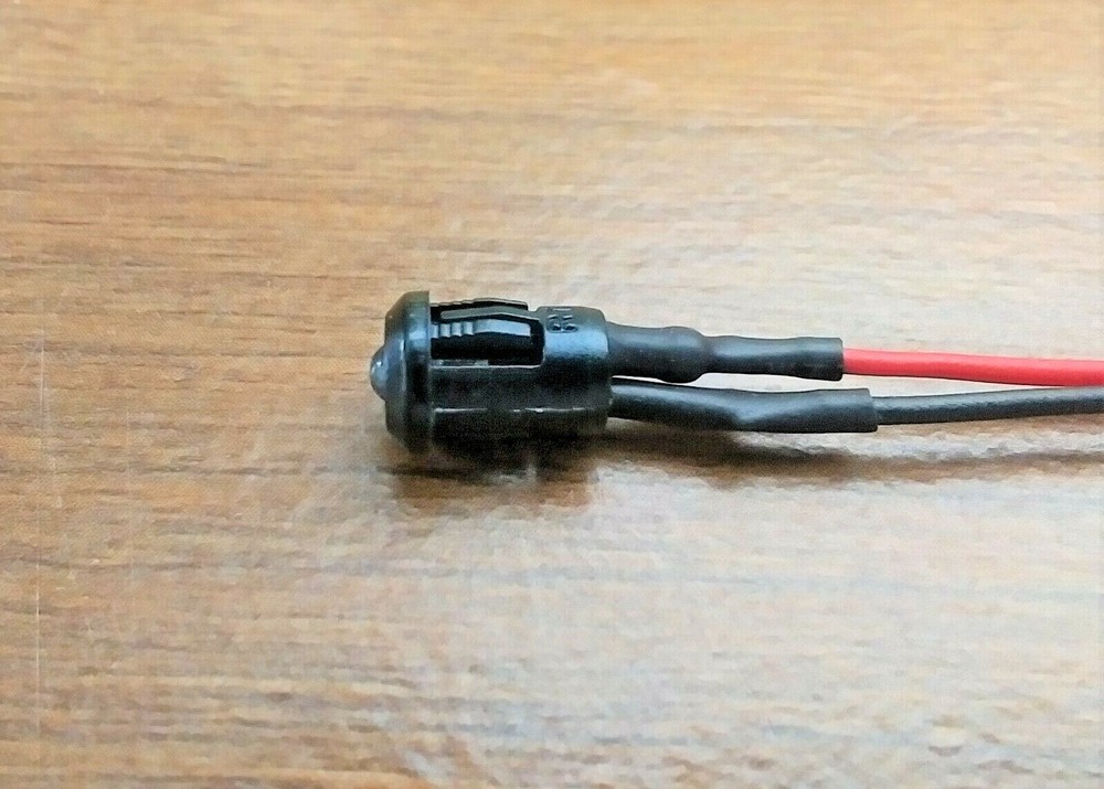 BBT 12 volt DC Bright Blue LED Mini 1/4" Snap-In Indicator Light