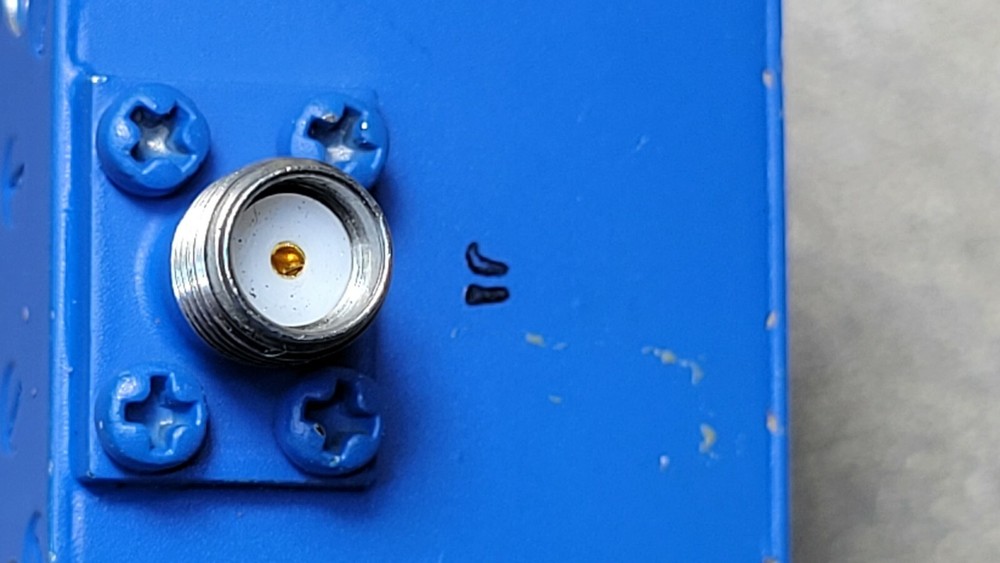 HD-1057, SER 005. Triangle microwave Inc.