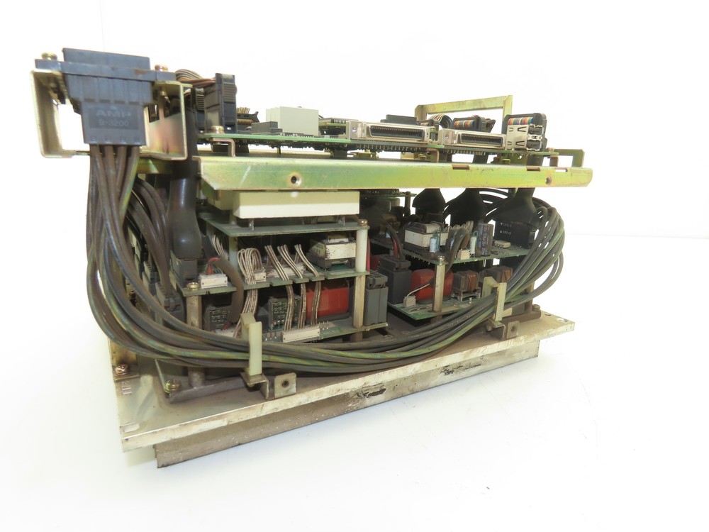 Yaskawa CACR-UP6AAC Robot Servo Drive Controller Unit