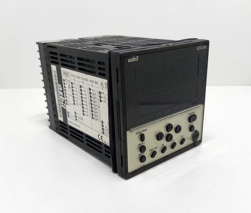 AZBIL SDC46 C46A1A2C0R1300 High Precision Controller