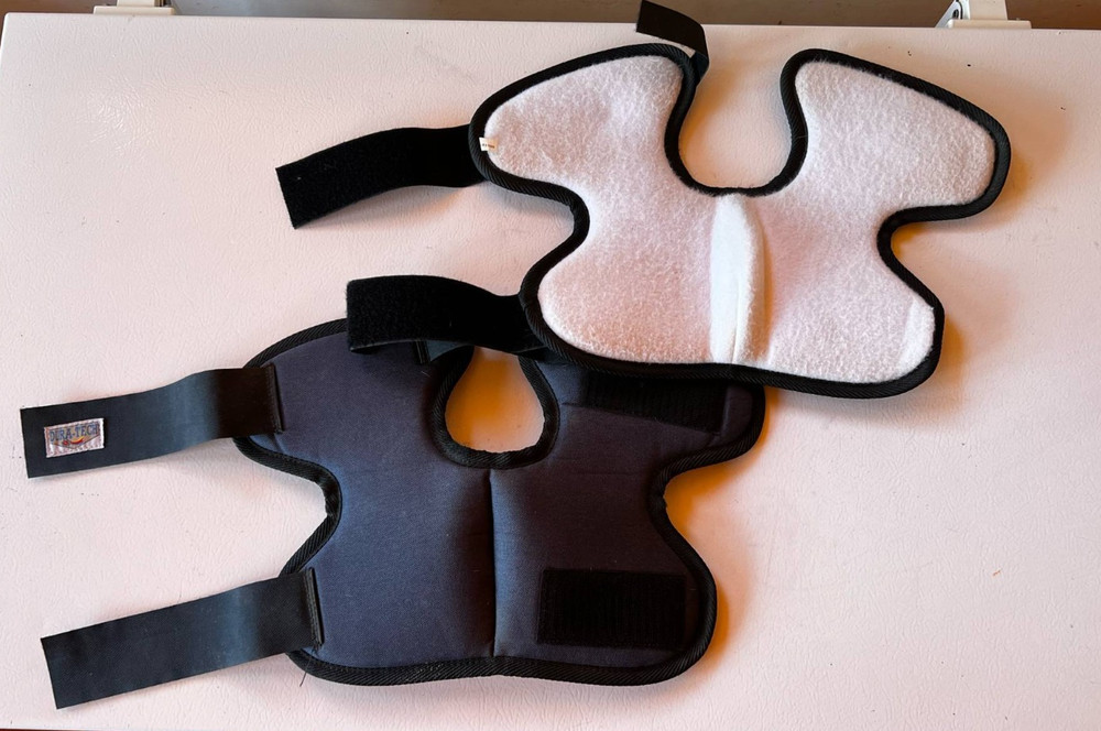 Dura-Tech Magnetic Black Equine Hock Wraps