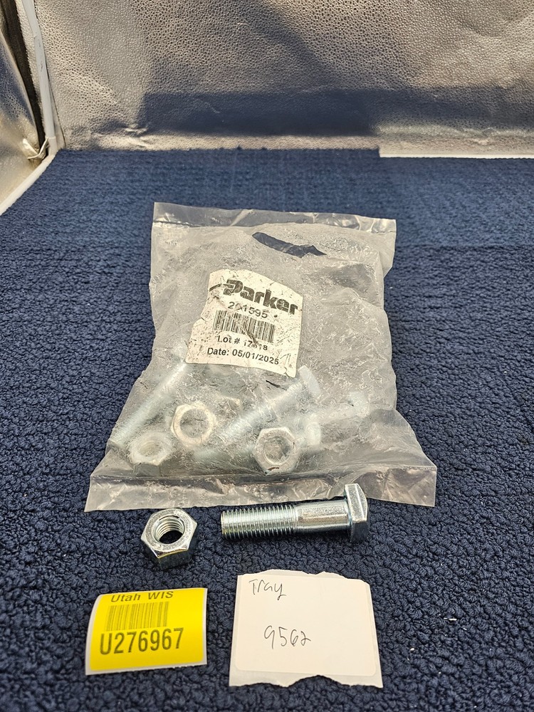 Parker 201595 Valve Flange Bolt Pack Assembly
