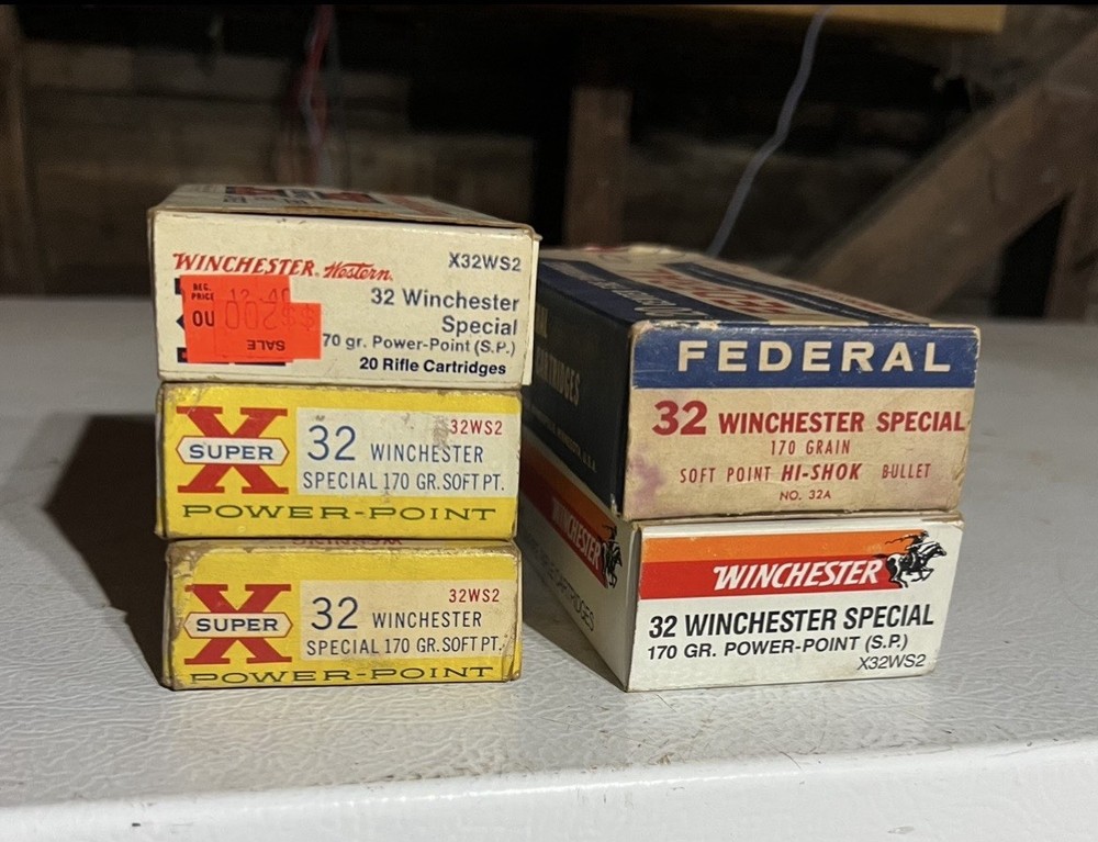 Vintage 32 win special ammo boxes (EMPTY)