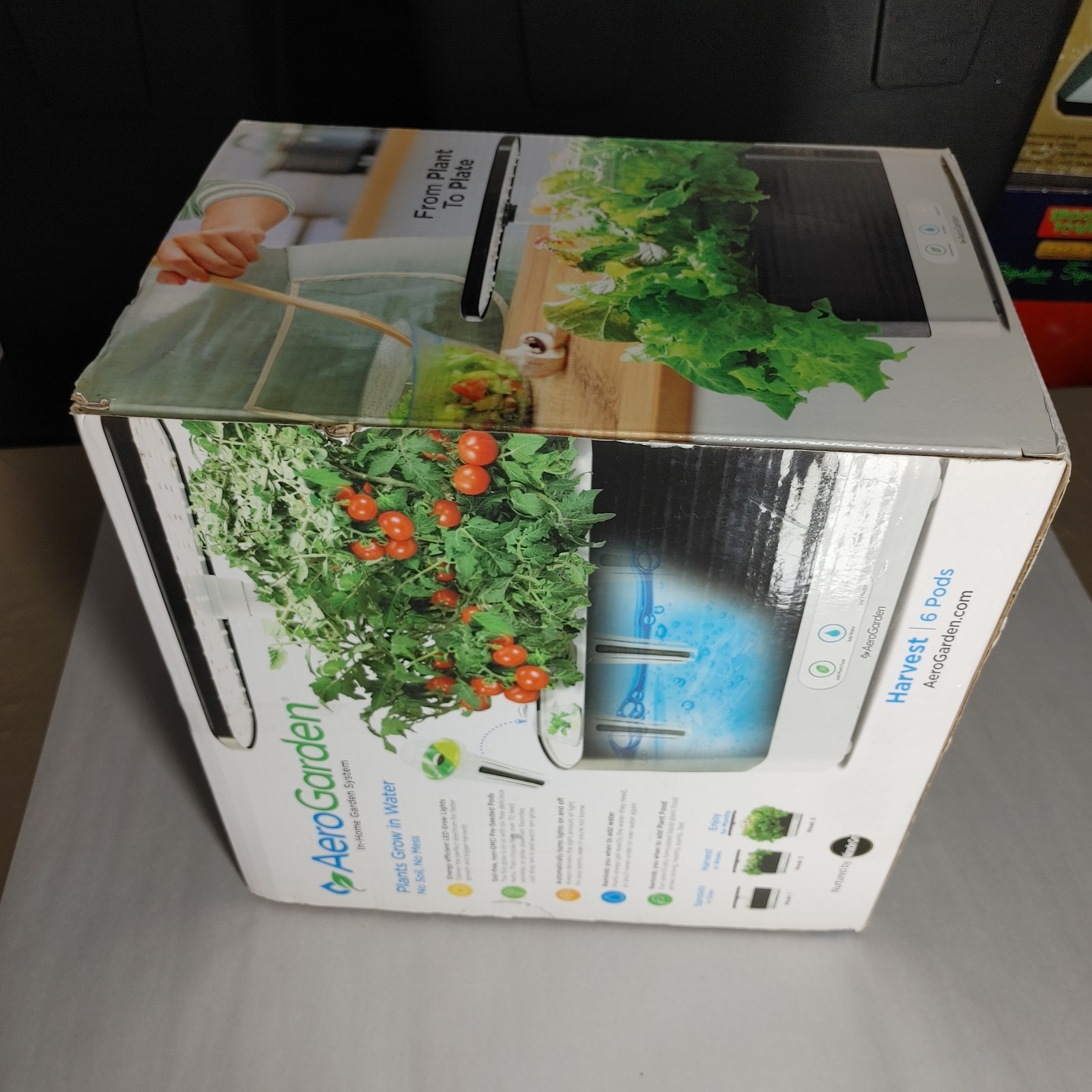 Aerogarden In-Home Garden System Harvest 6 Pods (Opened Box)