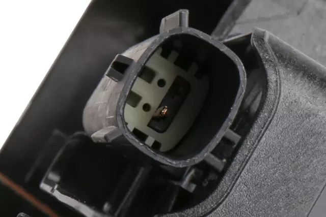 Genuine GM Junction Block 85015808