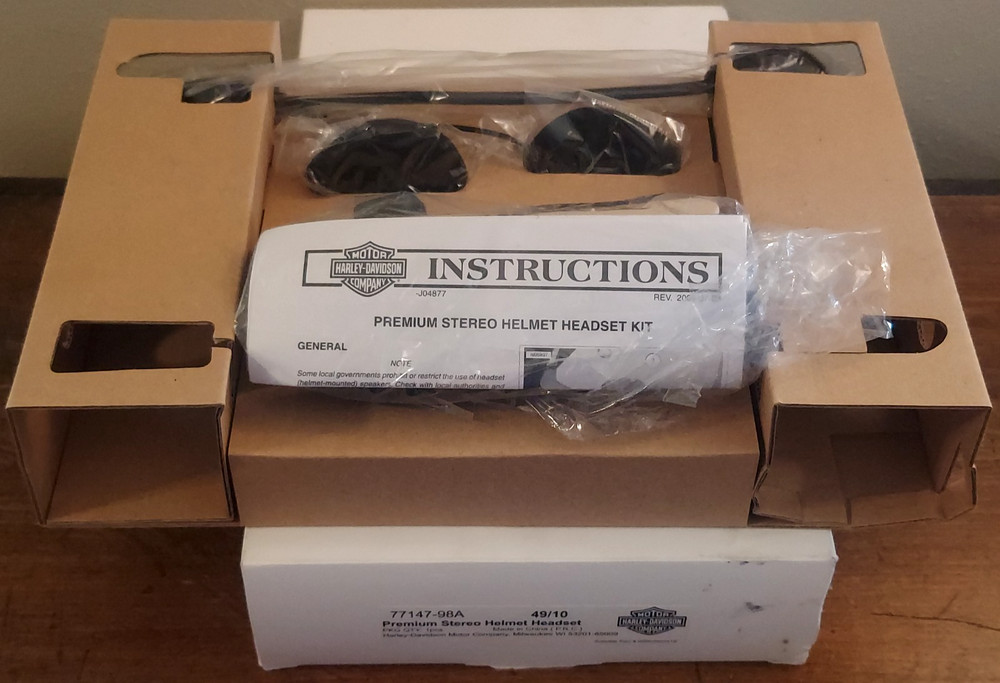 Harley Davidson Premium Stereo Wired Headset 77147-98A Microphone New In Box