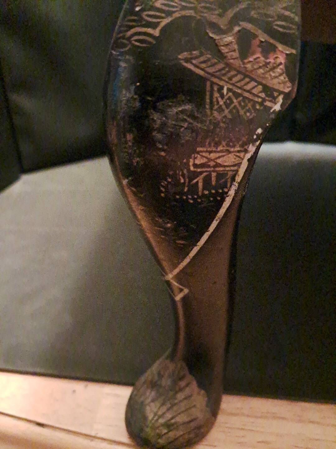 VINTAGE NEEDLEPOINT FLORAL DESIGN TOP WITH HAND PAINTED LEGS FOOTSTOOL