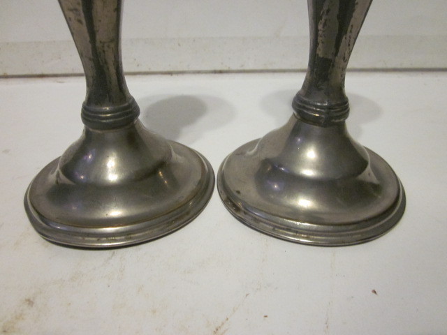 2 VINTAGE SILVER PLATED OVER PEWTER COLONIAL STYLE CANDLESTICK HOLDERS
