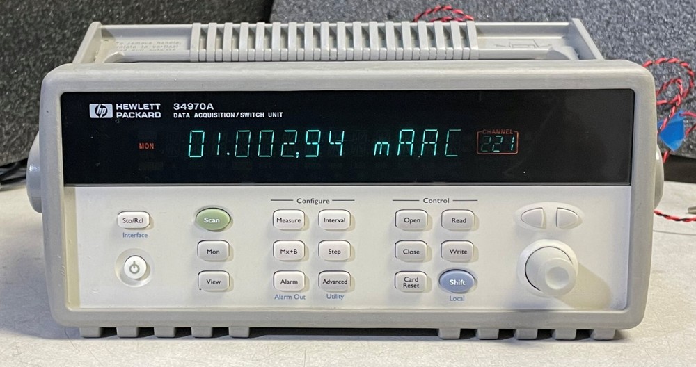 HP 34970A Data Acquisition Data Logger Switch Unit w/ 6.5 Digit DMM