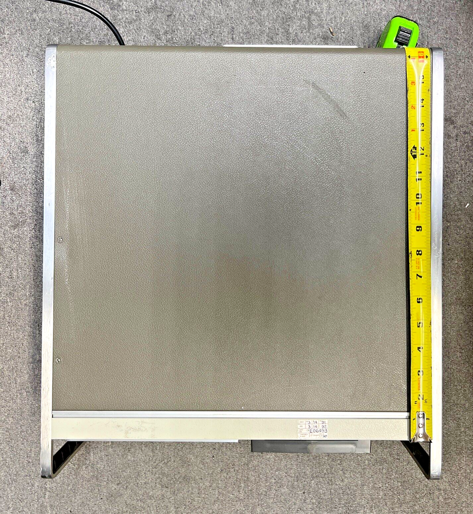 HP 8407A Network Analyzer & 8412B Phase Magnitude Display D6