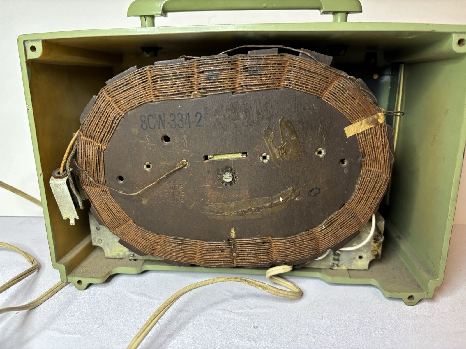 Vtg 1930s Emerson "Bullseye" Tube Radio - Green - Works! Art Deco MCM 8CW-334-2