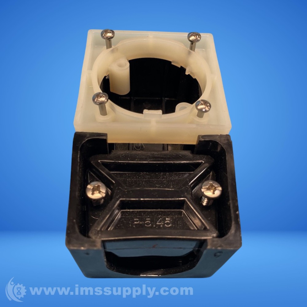 Hubbell P-5145 Electrical Plug FNIP